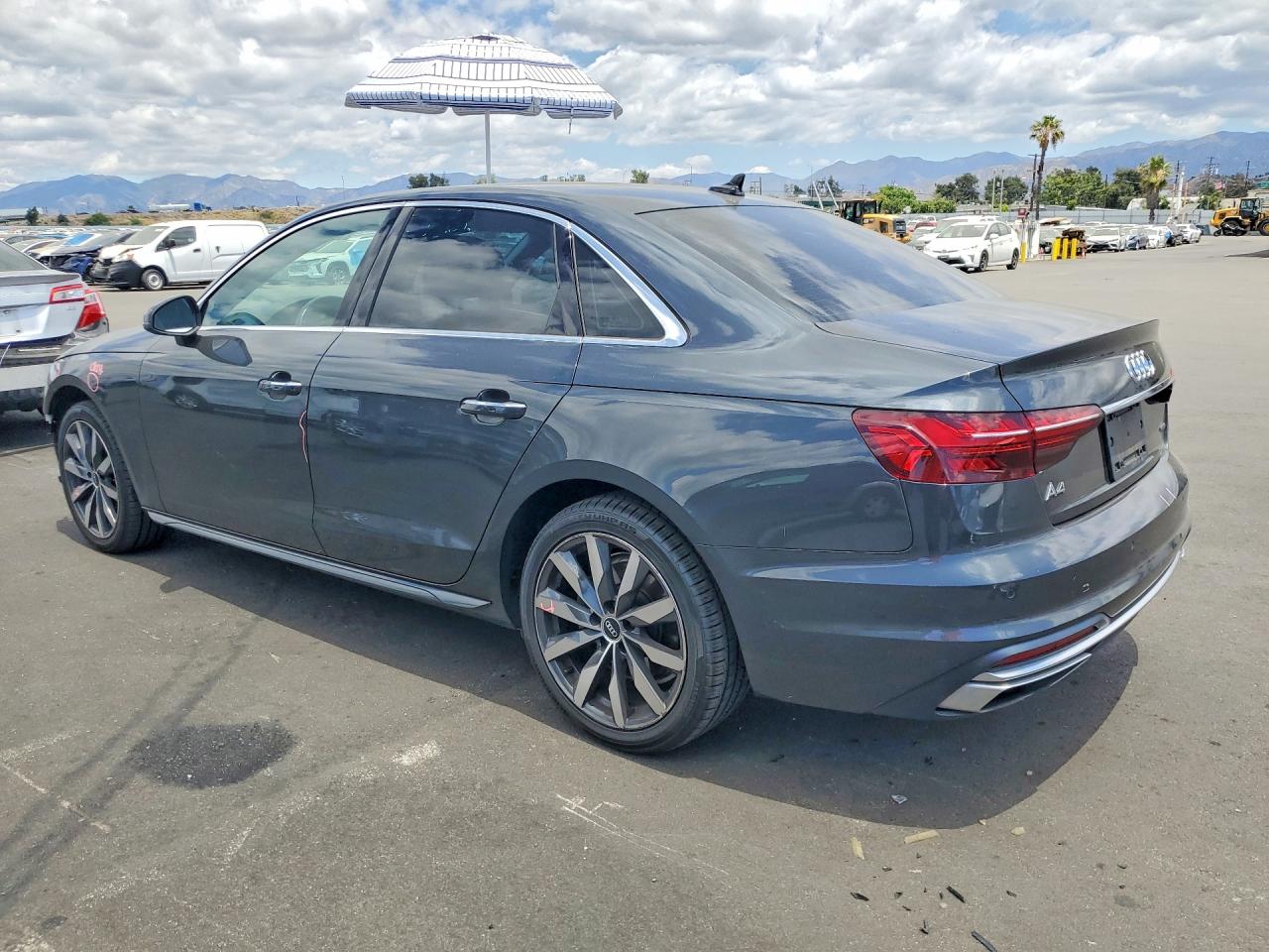 2021 AUDI A4 quattro Premium