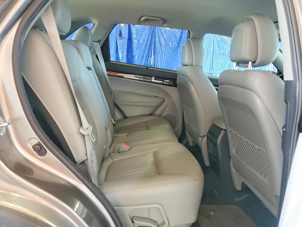 2015 KIA SORENTO GL