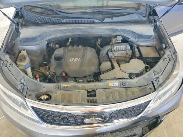 2015 KIA SORENTO GL