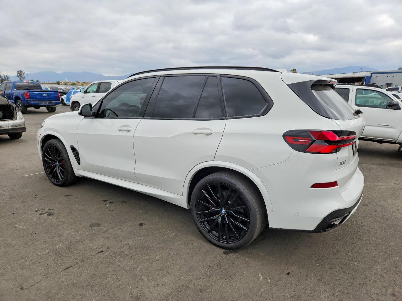 2024 BMW X5 sDrive40i