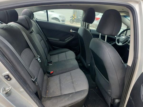 2014 KIA FORTE LX, EX