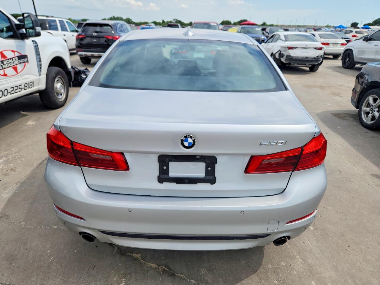 2019 BMW 530