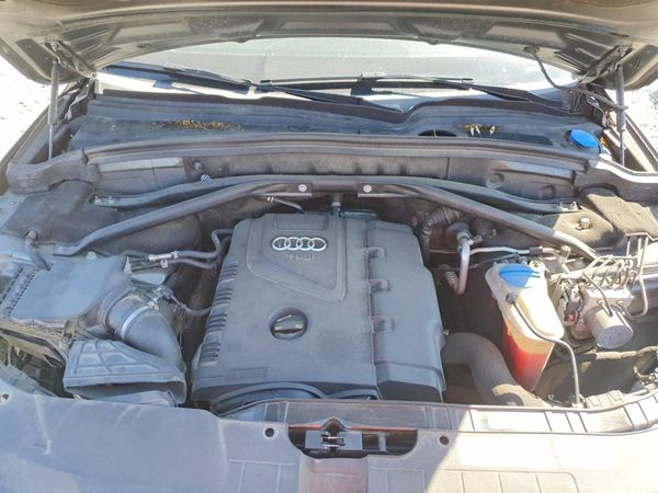 2016 AUDI Q5 quattro Premium Plus