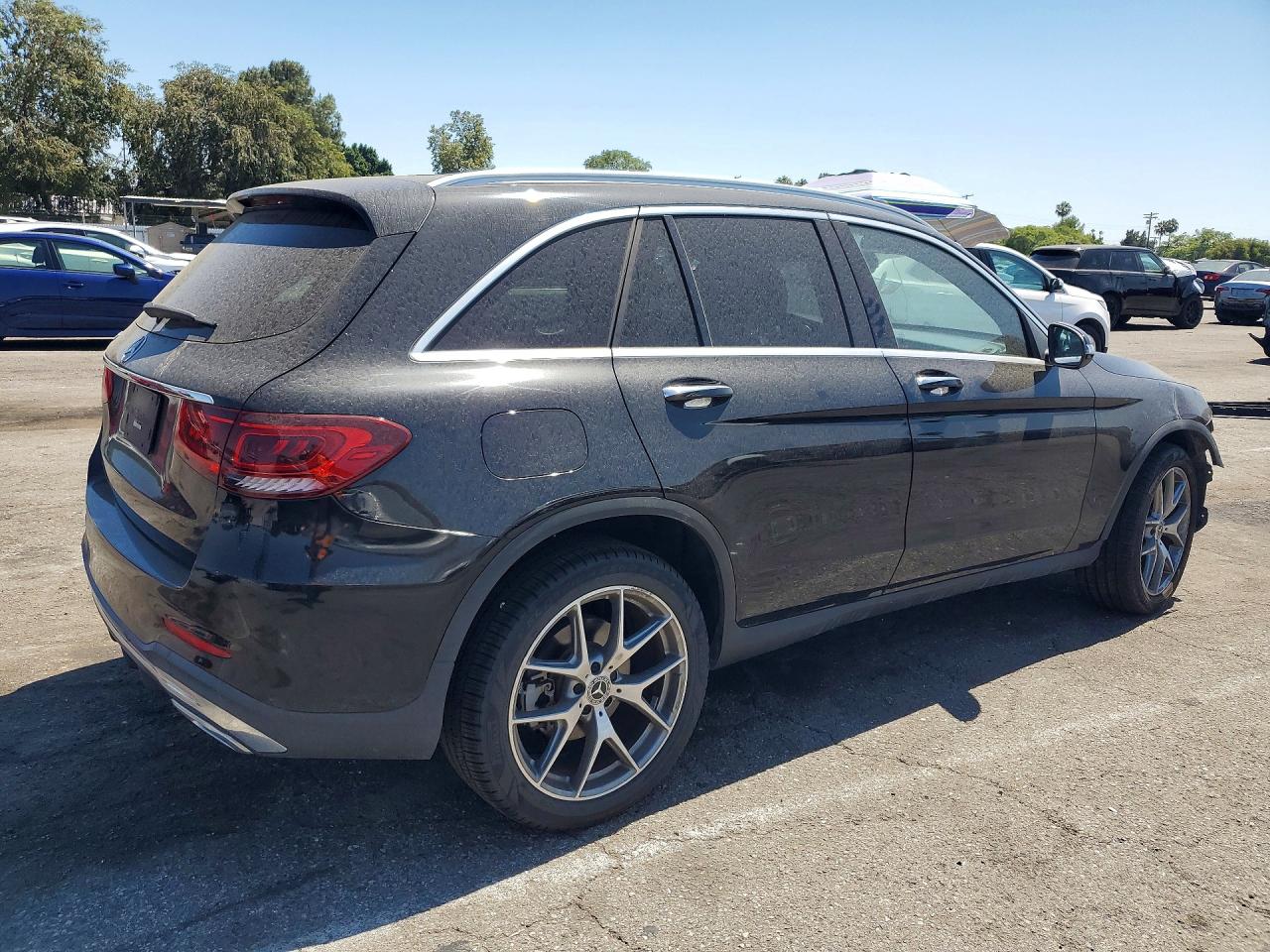 2020 MERCEDES-BENZ GLC GLC300