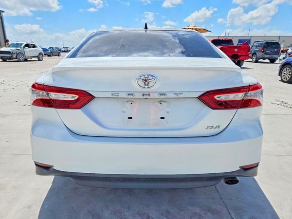 2019 TOYOTA CAMRY