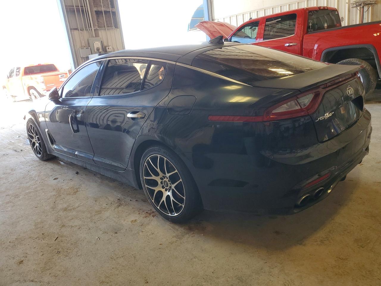 2018 KIA STINGER