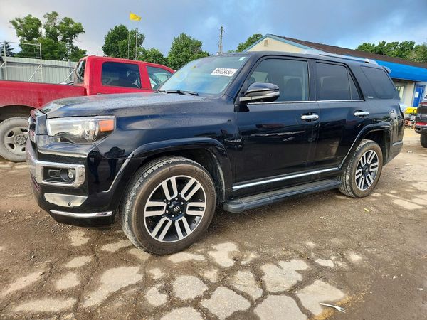 2022 TOYOTA 4RUNNER Limited