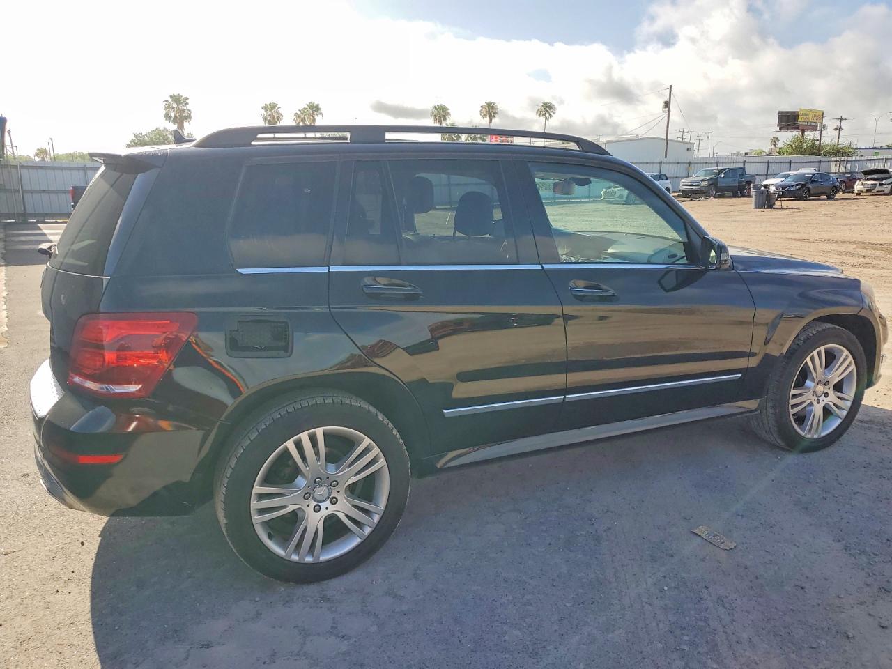 2015 MERCEDES-BENZ GLK GLK350