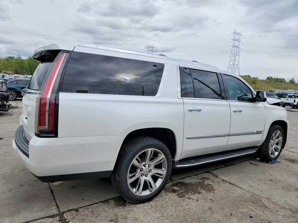 2016 CADILLAC ESCALADE