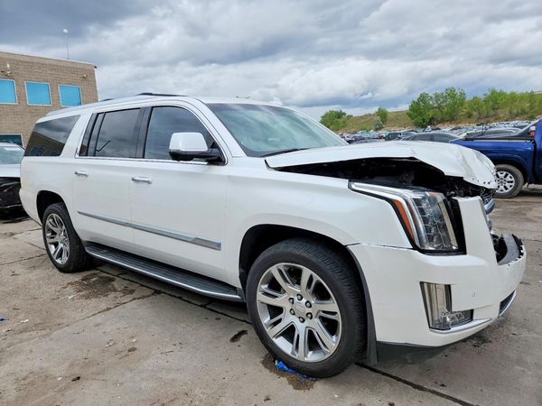 2016 CADILLAC ESCALADE