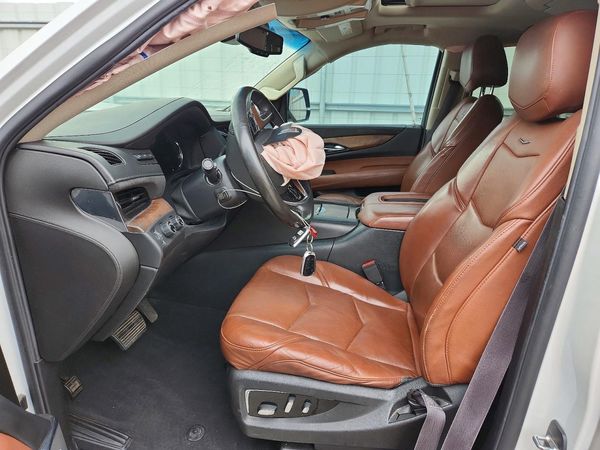 2016 CADILLAC ESCALADE