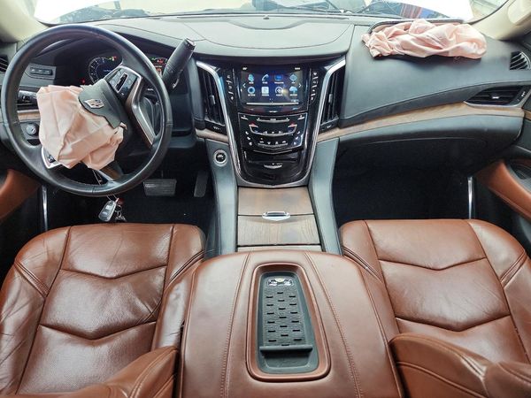 2016 CADILLAC ESCALADE