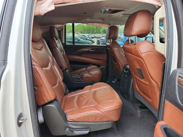 2016 CADILLAC ESCALADE