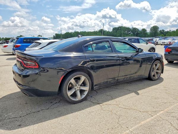 2017 DODGE CHARGER R/T