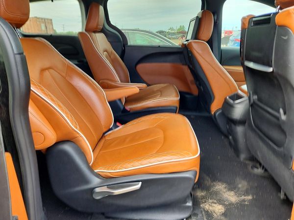 2025 CHRYSLER PACIFICA Pinnacle — PSRS