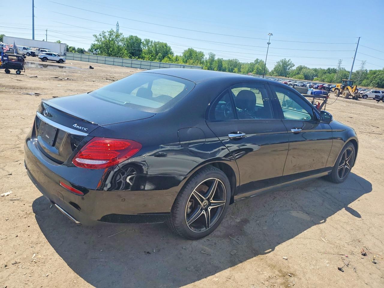 2018 MERCEDES-BENZ E E300-4M