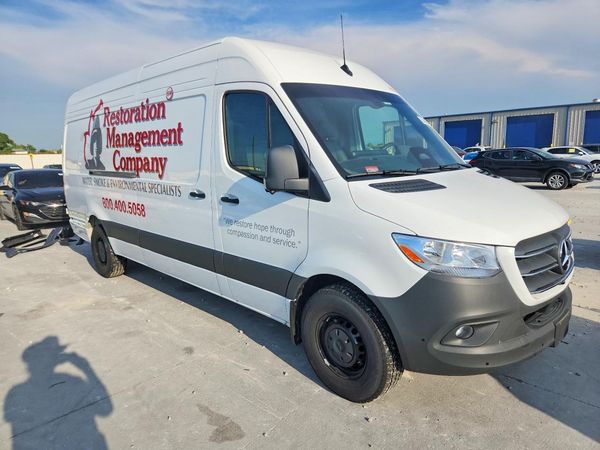 2025 MERCEDES-BENZ SPRINTER
