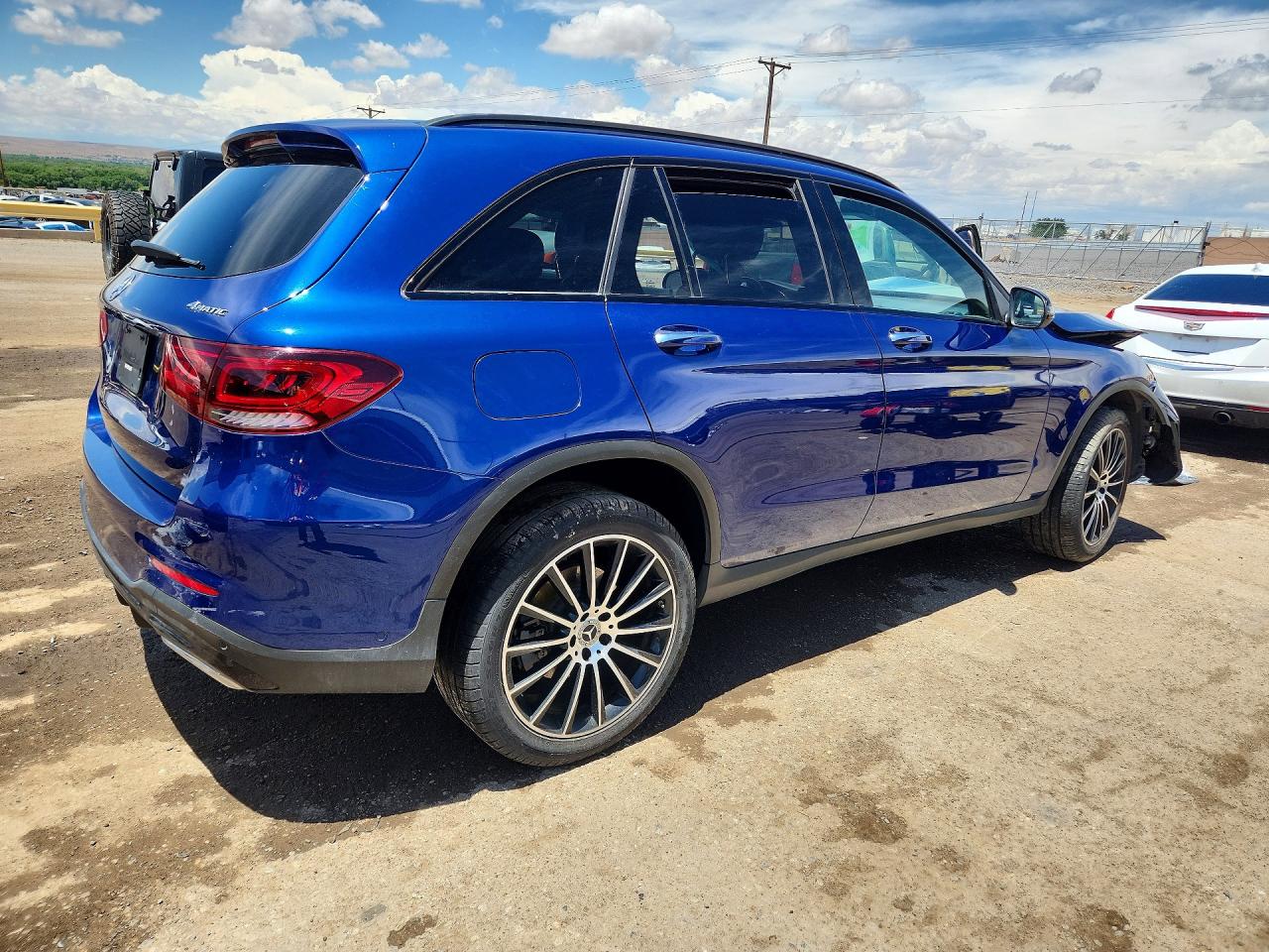 2020 MERCEDES-BENZ GLC GLC300-4M
