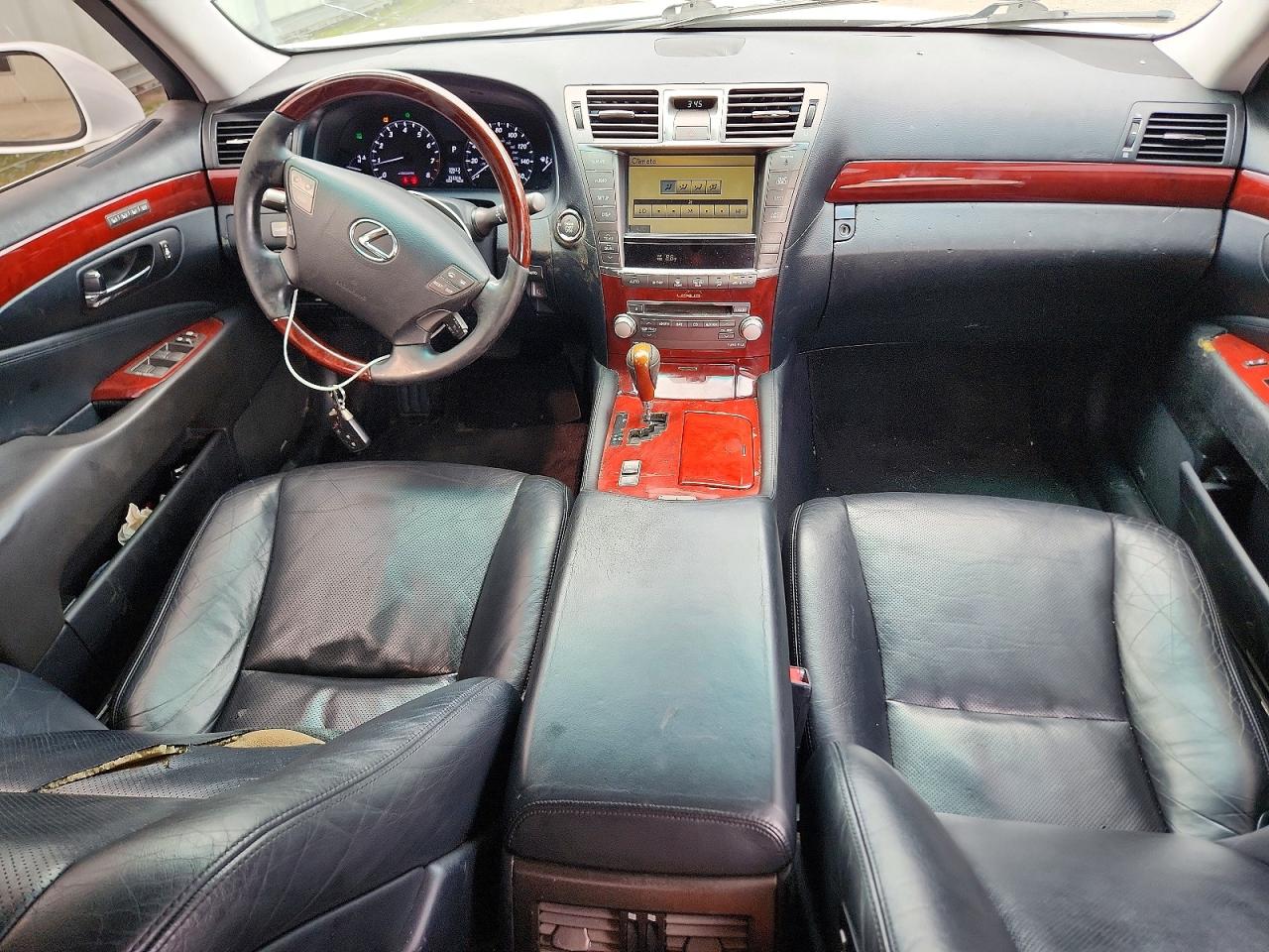 2011 LEXUS LS 460
