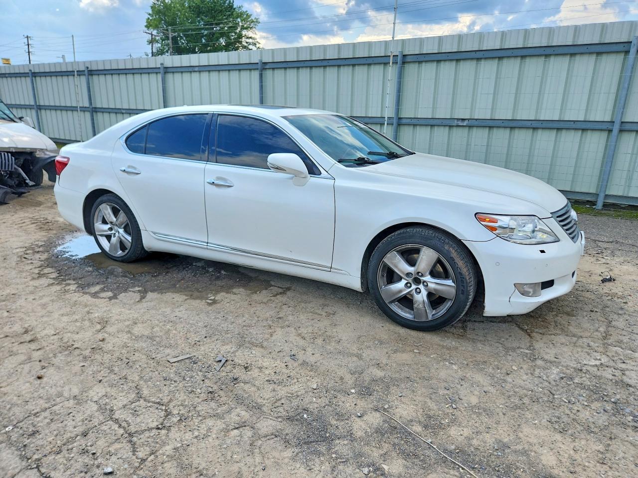 2011 LEXUS LS 460
