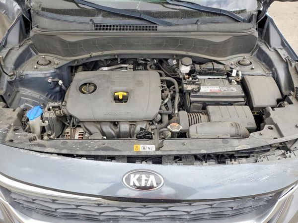 2021 KIA SELTOS S