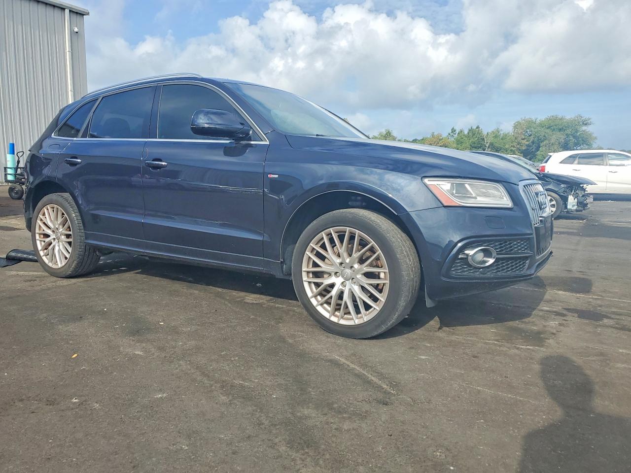 2017 AUDI Q5 quattro Premium Plus