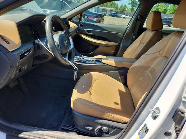 2021 HYUNDAI SONATA Limited