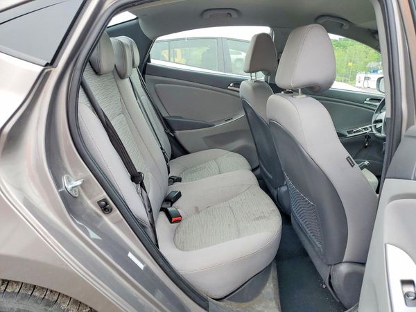2017 HYUNDAI ACCENT SE Base