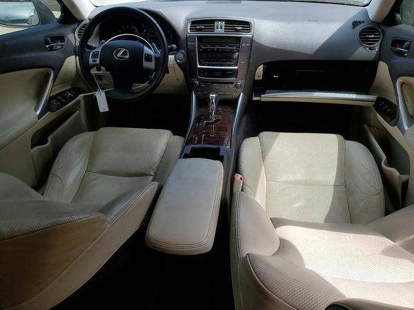 2012 LEXUS IS