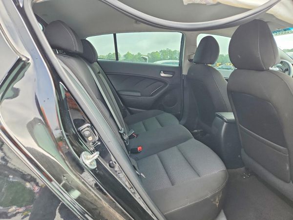 2017 KIA FORTE