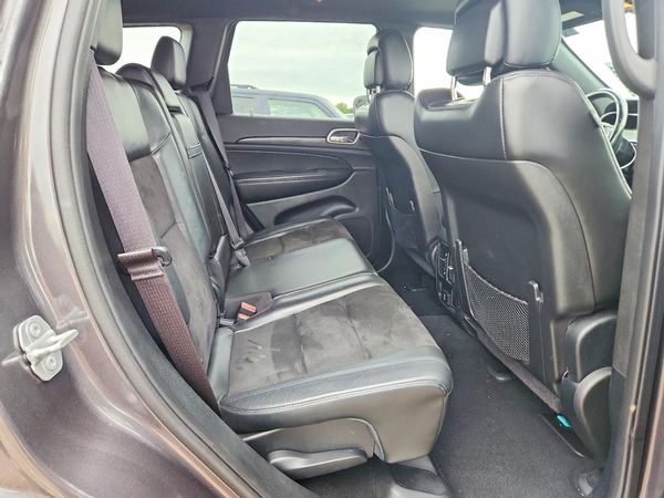 2019 JEEP GRAND CHEROKEE LAREDO 4X4