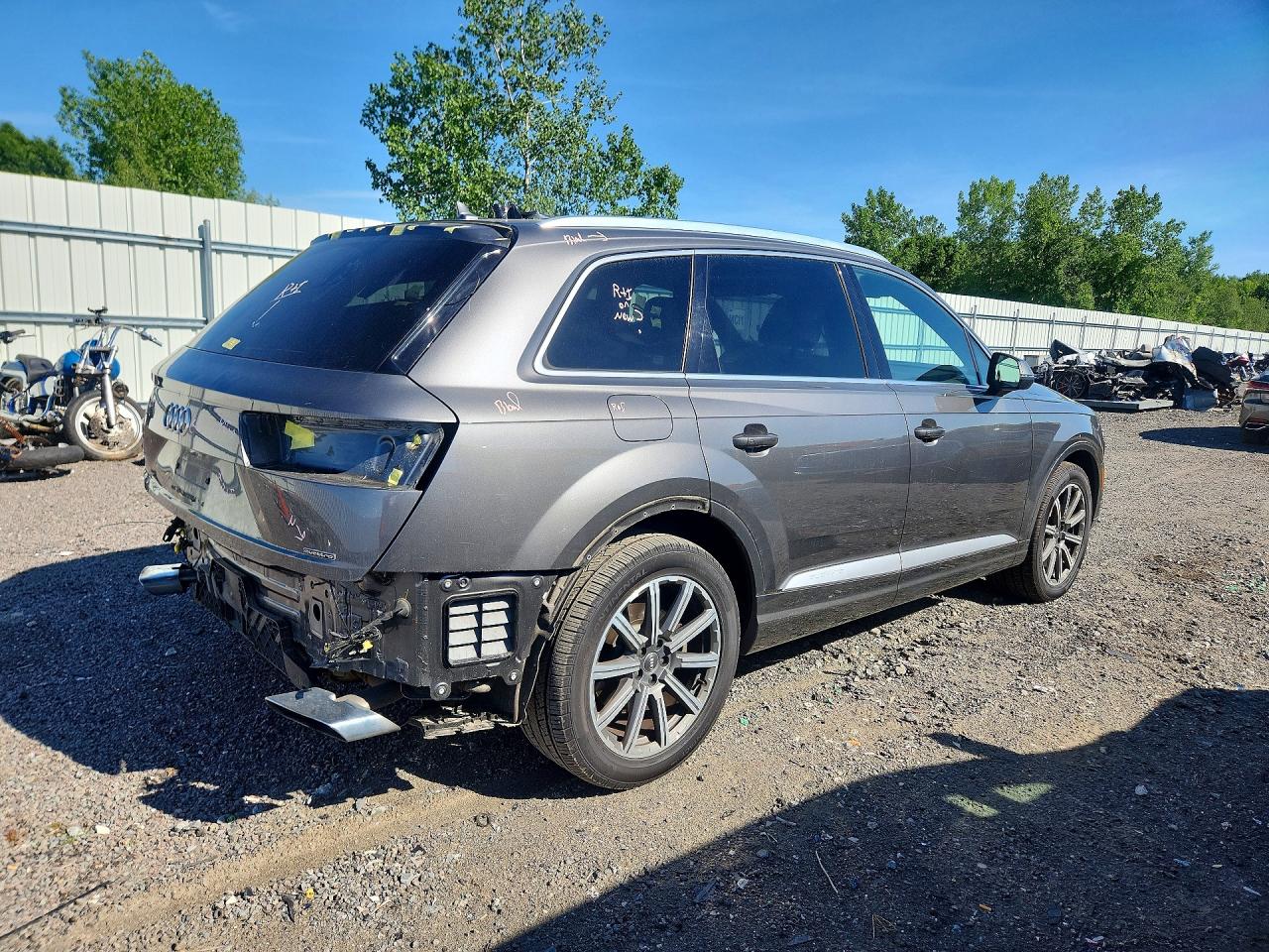 2019 AUDI Q7