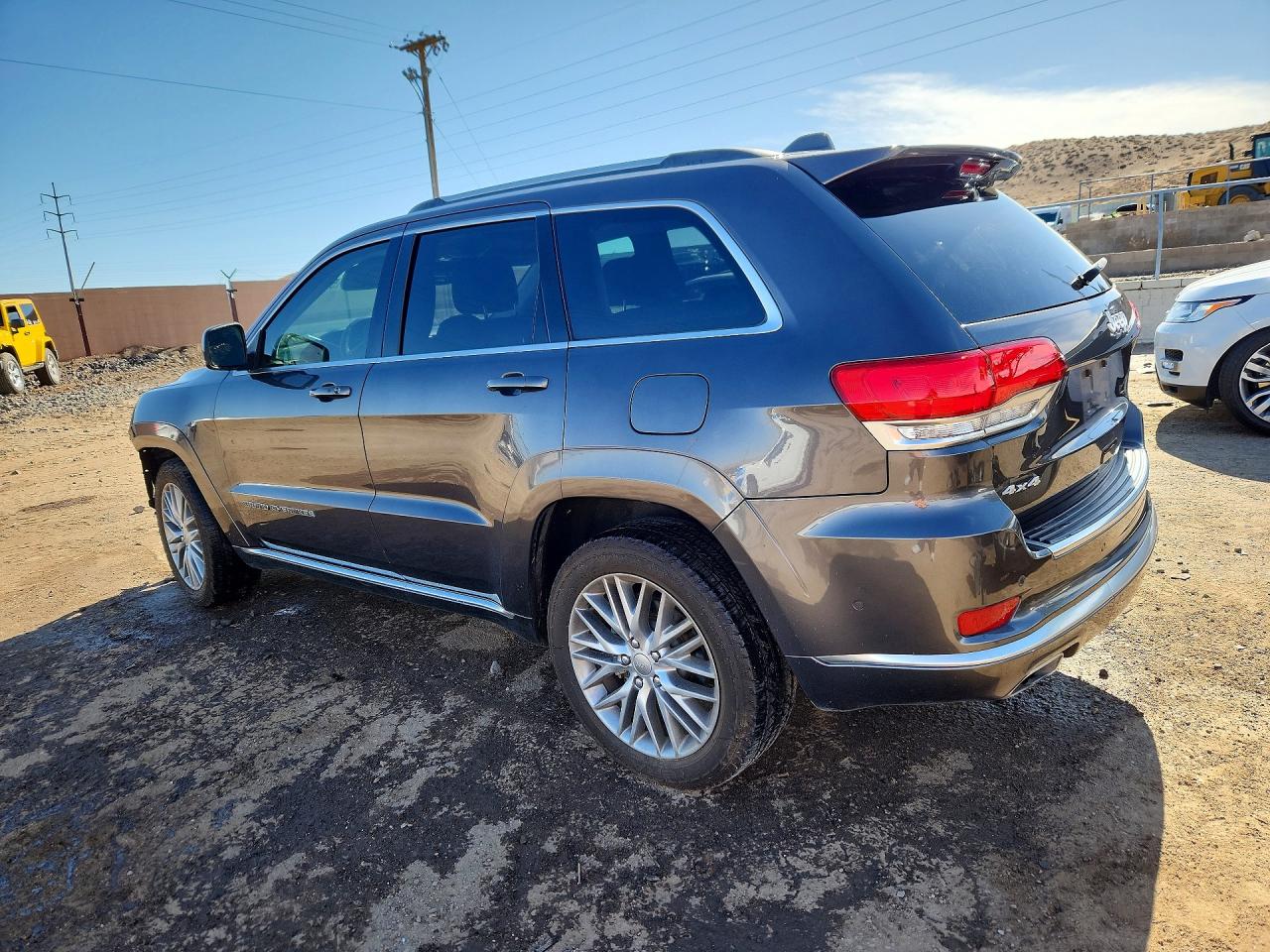 2017 JEEP GRAND CHEROKEE SUMMIT 4X4