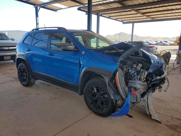 2018 JEEP CHEROKEE TRAILHAWK 4X4