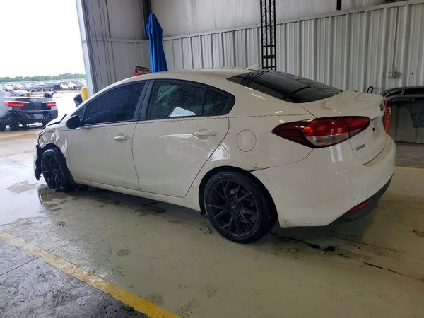 2017 KIA FORTE LX Base