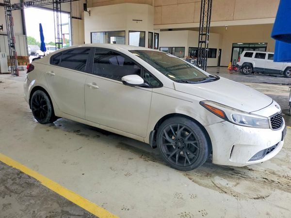 2017 KIA FORTE LX Base