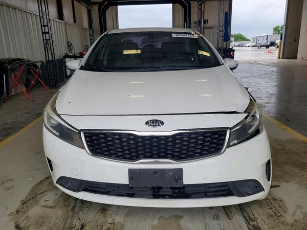 2017 KIA FORTE LX Base