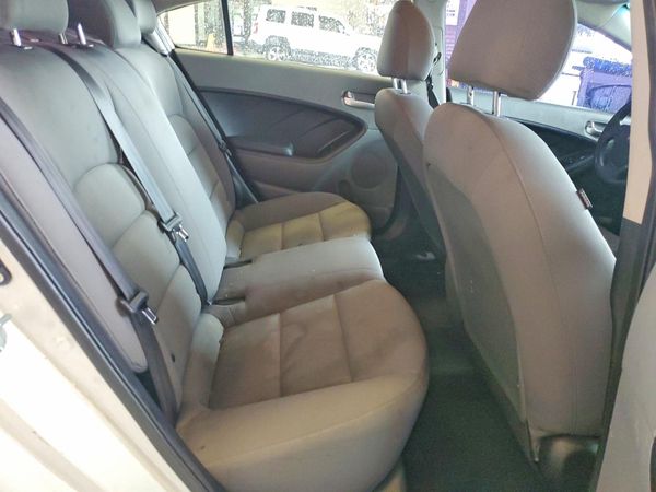 2017 KIA FORTE LX Base