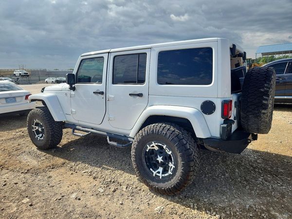 2015 JEEP WRANGLER UNLIMITED SAHARA 4X4