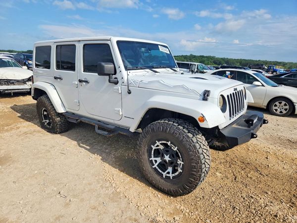 2015 JEEP WRANGLER UNLIMITED SAHARA 4X4