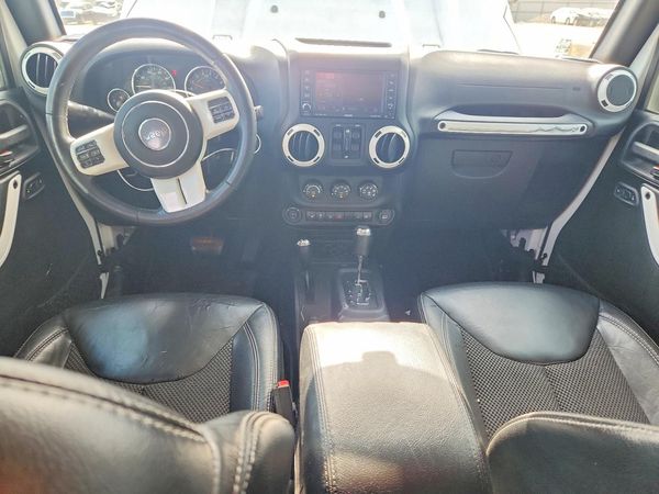 2015 JEEP WRANGLER UNLIMITED SAHARA 4X4