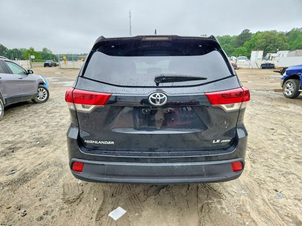 2019 TOYOTA HIGHLANDER LE/LE Plus