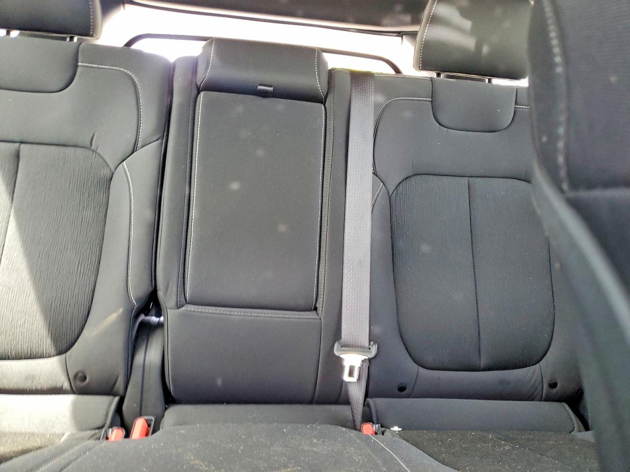 2025 JEEP GRAND CHEROKEE Laredo, Altitude