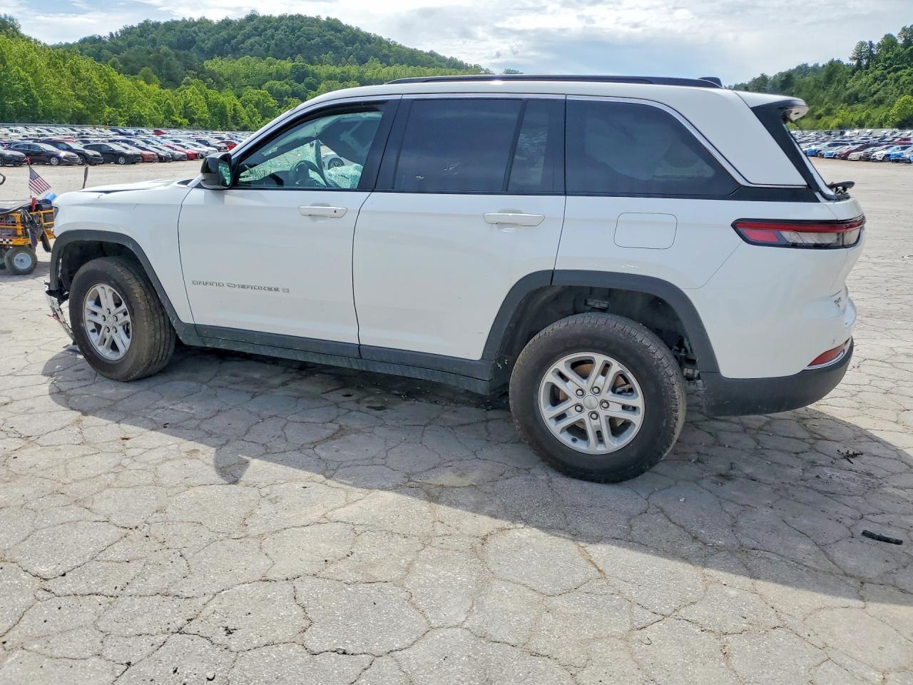 2025 JEEP GRAND CHEROKEE Laredo, Altitude