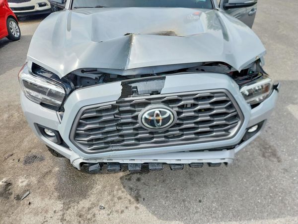 2021 TOYOTA TACOMA SR5