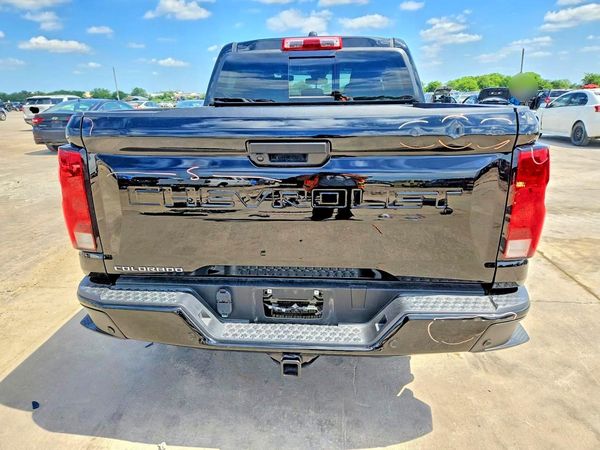 2025 CHEVROLET COLORADO Work Truck