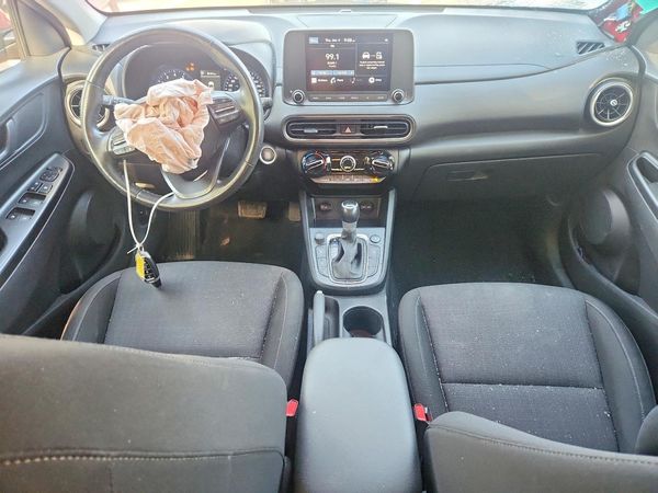 2023 HYUNDAI KONA SE