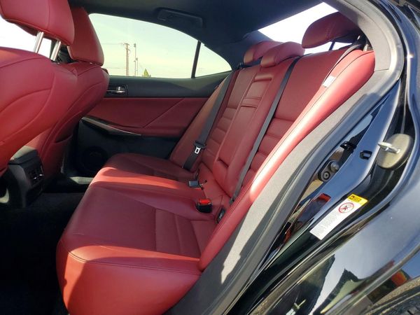 2015 LEXUS IS 250