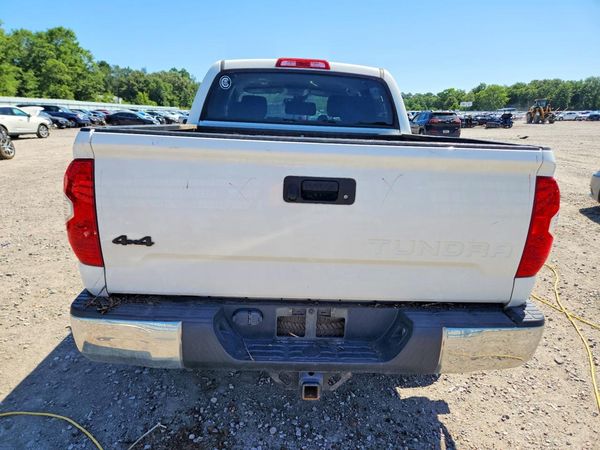 2018 TOYOTA TUNDRA SR5
