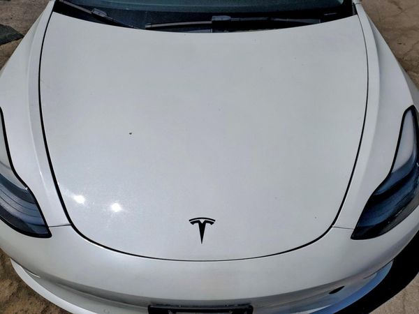 2022 TESLA 3